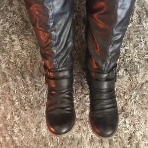 Carlos Santana black 8.5 wide calf knee-high boots